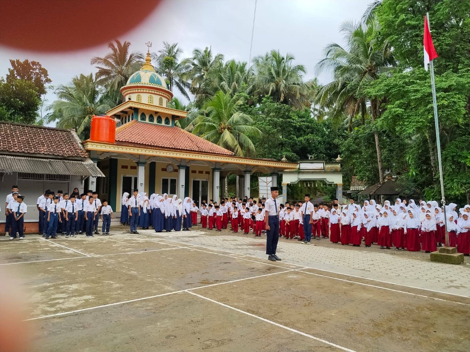 Mengenal Program Unggulan dan Sistem Koordinasi di MI Sultan Agung 1 Kalipoh
